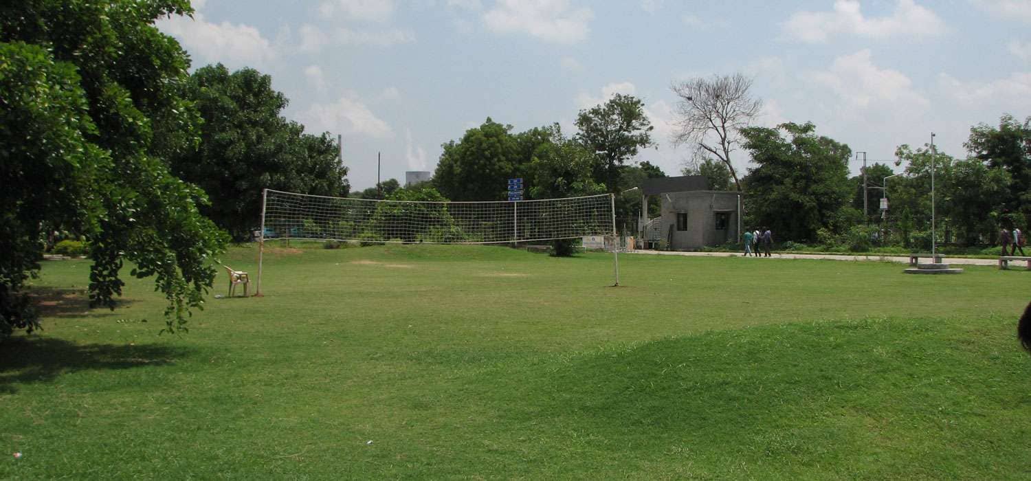 Colleg Ground